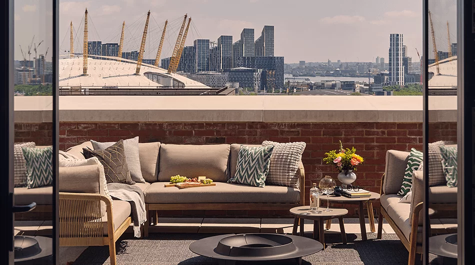 8-Harbord-Square-terrace-view